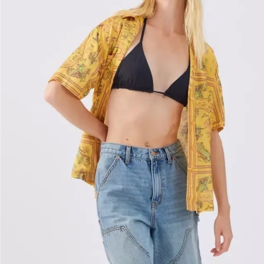 NWT Urban Outfitters Gardenia Souvenir Printed Button Down Top